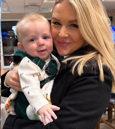karoline-leavitt-is-balancing-work-and-motherhood-1738090830