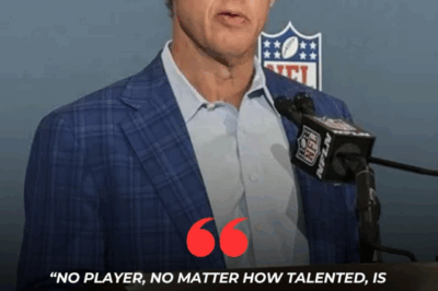Clark Hunt Issues Fine to Travis Kelce for Shouting at Head Coach Andy Reid..